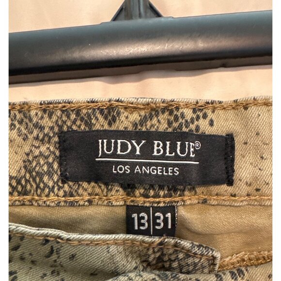 Judy Blue Green Snakeskin Print Jeans Skinny Fit 13/31 - Picture 3 of 5